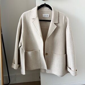 Elegant Cream Women's Winter Jacket